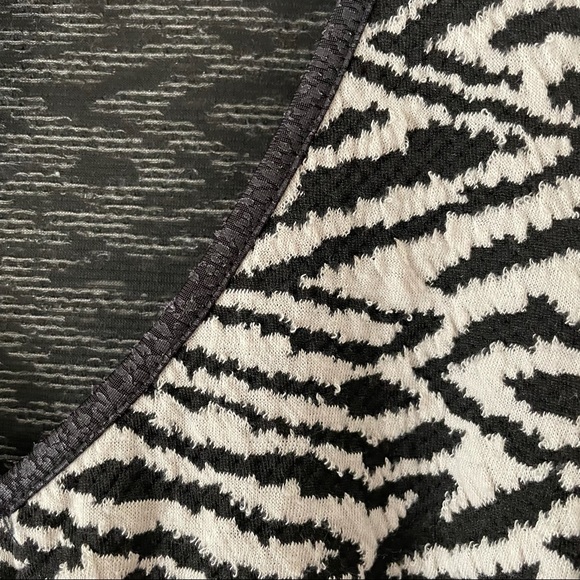 Jessica Simpson Fit and Flare Zebra Party Dress - Picture 5 of 11